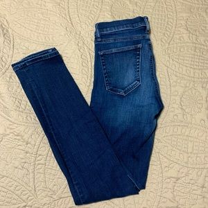 Gap Resolution Slim Straight Jeans. Size 27/4.